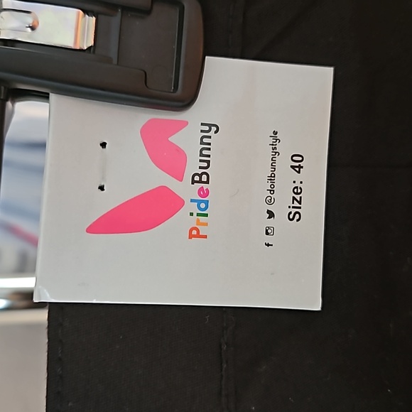 NWT Pride Bunny rainbow roll up black chino. Size 40. - Picture 8 of 12